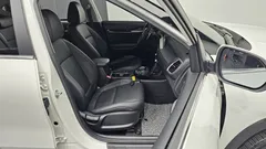 2023 Kia Seltos Gasoline 1.6 Turbo 2WD, белый — фото 10