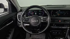 2023 Kia Seltos Gasoline 1.6 Turbo 2WD, белый — фото 12