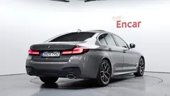 2022 BMW 5-Series 530i M Sport Package — фото 3