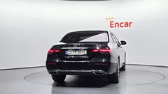 2023 Mercedes-Benz E-Class E350 4MATIC Exclusive, чёрный — фото 4
