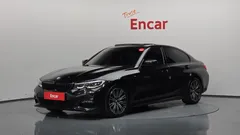 2022 BMW 3-Series 320i M Sport — фото 1