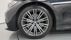 2022 BMW 3-Series 320i M Sport — фото 5