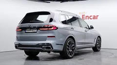 2024 BMW X7 xDrive 40i Design Pure Excellence 6-Seater — фото 2