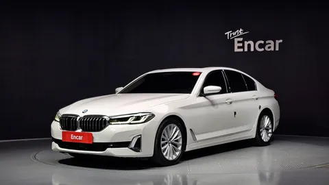 2023 BMW 5-Series 520i Luxury