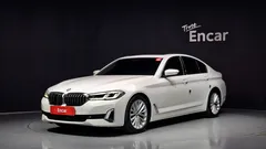 2023 BMW 5-Series 520i Luxury — фото 1
