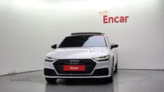 2023 Audi A7 55 TFSI Quattro Premium — фото 3