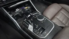 2022 BMW 3-Series 330e Luxury — фото 9