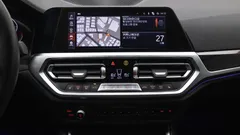 2022 BMW 3-Series 320i Luxury — фото 17