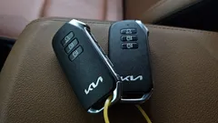 2023 Kia Sportage Signature 2WD, чёрный — фото 19