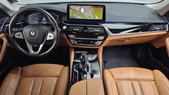 2022 BMW 5-Series 520i Luxury — фото 7