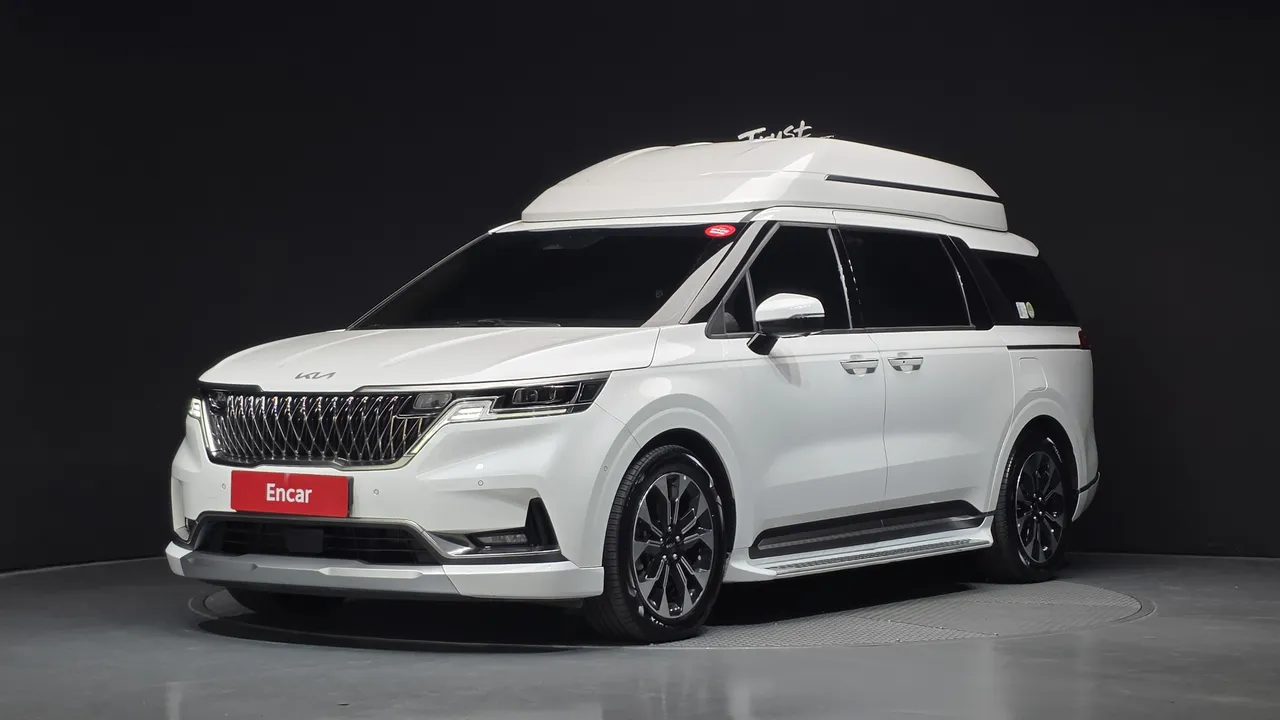 2023 Kia Carnival Diesel 9-Seater Hi-Limousine