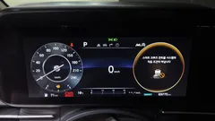 2023 Kia Carnival Diesel 9-Seater Hi-Limousine, белый — фото 8