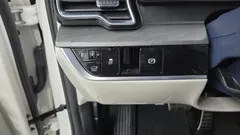 2023 Kia Sportage Gasoline 1.6 Turbo 2WD, белый — фото 20