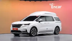 2023 Kia Carnival Diesel 9-Seater Hi-Limousine — фото 1