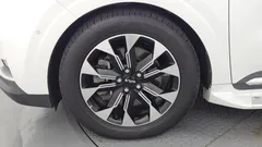 2023 Kia Carnival Diesel 9-Seater Hi-Limousine — фото 5