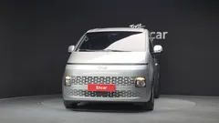 2022 Hyundai Staria Cargo 5-Seater, серо-серебристый — фото 3