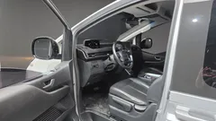 2022 Hyundai Staria Cargo 5-Seater, серо-серебристый — фото 10