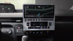 2022 Hyundai Staria Cargo 5-Seater, серо-серебристый — фото 20