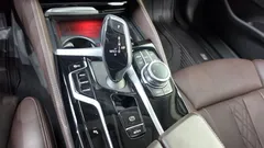 2022 BMW 5-Series 523d xDrive Luxury — фото 9