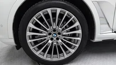 2022 BMW X7 xDrive 40i Design Pure Excellence 7-Seater — фото 5