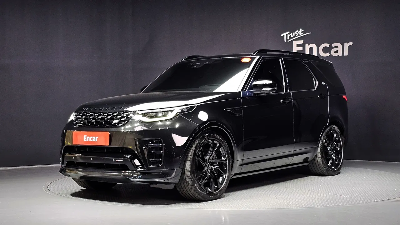 2023 Land Rover Discovery P360 R-Dynamic SE