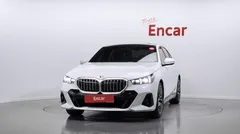 2024 BMW 5-Series 520i M Sport — фото 3