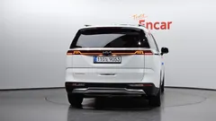 2023 Kia Carnival Gasoline 9-Seater Signature, белый — фото 4