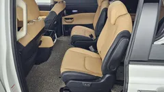 2023 Kia Carnival Gasoline 9-Seater Signature, белый — фото 11