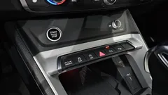 2022 Audi Q3 35 TDI Premium — фото 18