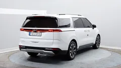 2023 Kia Carnival Gasoline 9-Seater Prestige — фото 4