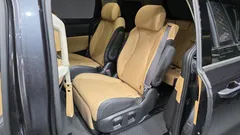 2022 Kia Carnival Gasoline 7-Seater Signature, серый — фото 11