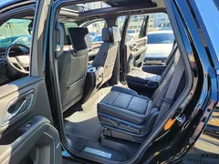 2022 Chevrolet Tahoe 6.2 Dark Knight 4WD — фото 18