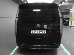 2023 Hyundai Staria 4WD Lounge 9-Seater — фото 4