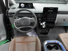2023 Hyundai Staria 4WD Lounge 9-Seater — фото 6