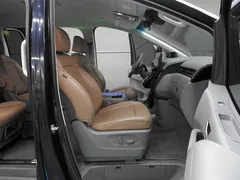 2023 Hyundai Staria 4WD Lounge 9-Seater — фото 18