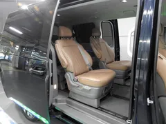 2023 Hyundai Staria 4WD Lounge 9-Seater — фото 19