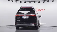 2023 Kia Carnival Gasoline 9-Seater Hi-Limousine, чёрный — фото 4