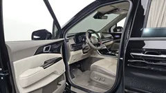 2023 Kia Carnival Gasoline 9-Seater Hi-Limousine, чёрный — фото 10