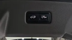 2023 Kia Carnival Gasoline 9-Seater Hi-Limousine, чёрный — фото 20