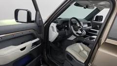 2023 Land Rover Defender 110 D300 HSE — фото 10
