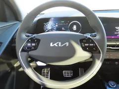2023 Kia Niro Signature, белый — фото 15