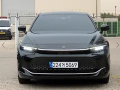 2023 Toyota Crown 2.5 4WD Hybrid — фото 5