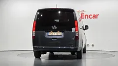 2023 Hyundai Staria Cargo 5-Seater — фото 4