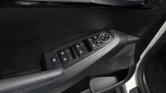 2023 Kia Seltos Gasoline 1.6 Turbo 2WD, белый — фото 17