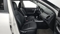 2023 Kia Seltos Gasoline 1.6 Turbo 2WD, белый — фото 15