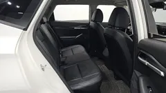 2023 Kia Seltos Gasoline 1.6 Turbo 2WD, белый — фото 16