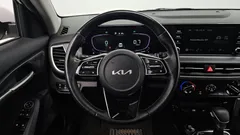 2023 Kia Seltos Gasoline 1.6 Turbo 2WD, белый — фото 17