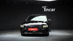 2023 Genesis G70 Gasoline 3.3T 4WD — фото 3