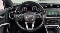 2022 Audi Q3 35 TDI Quattro Premium — фото 14