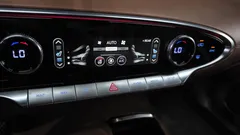 2023 Genesis GV70 2.5T Gasoline 2WD — фото 17